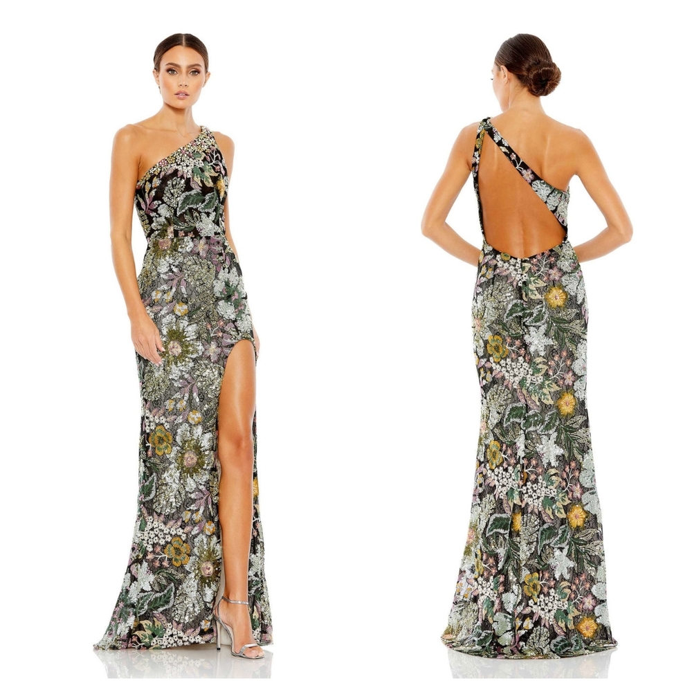 MAC DUGGAL EMBELLISHED FLORAL ONE SHOULDER GOWNRegular price$698  size 8